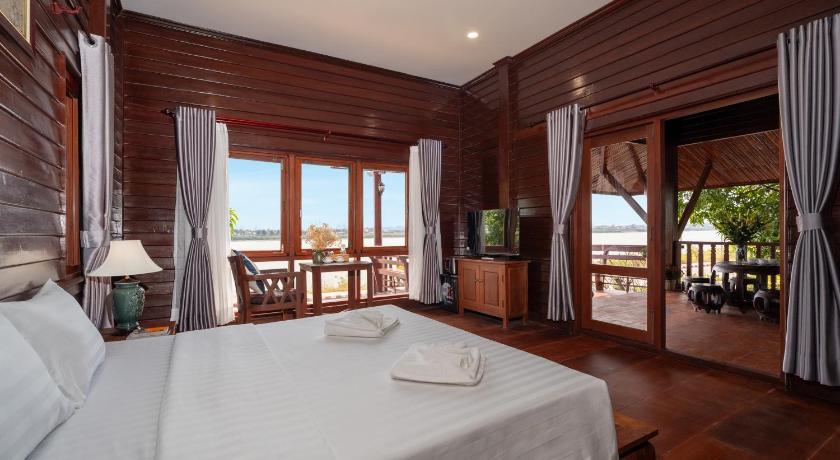 Mekong Riverside Villa - image 9