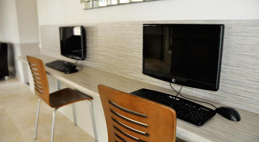 City Oasis Inn Hotel photo