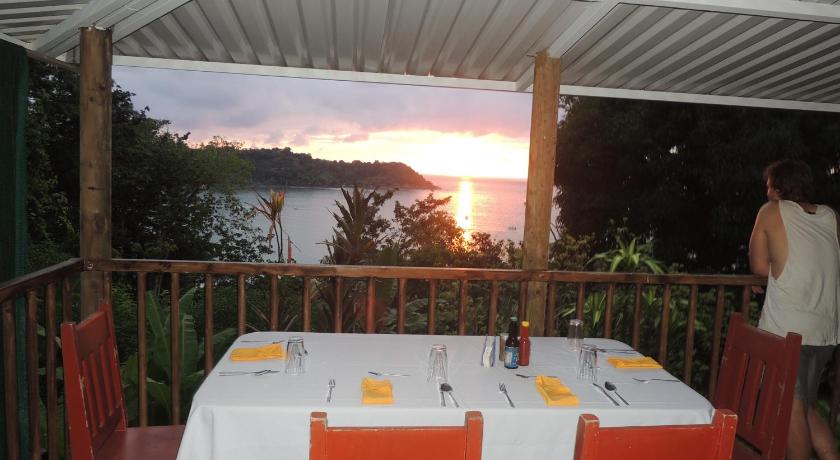 LookOut DrakeBay — Hotel in Drake Bay