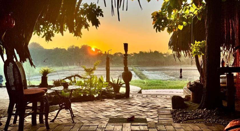 MONSOON Eco Resort
