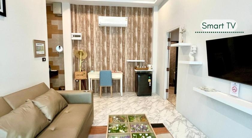 Coco Pina – Prachuap Khiri Khan, TX