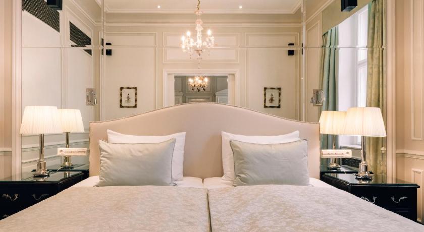 Image of Junior Suite 3