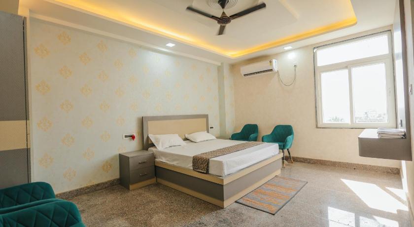 Regal Palace Hotel & Banquet - image 2