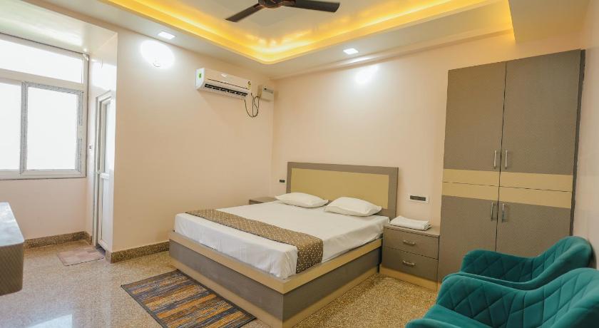 Regal Palace Hotel & Banquet - image 13