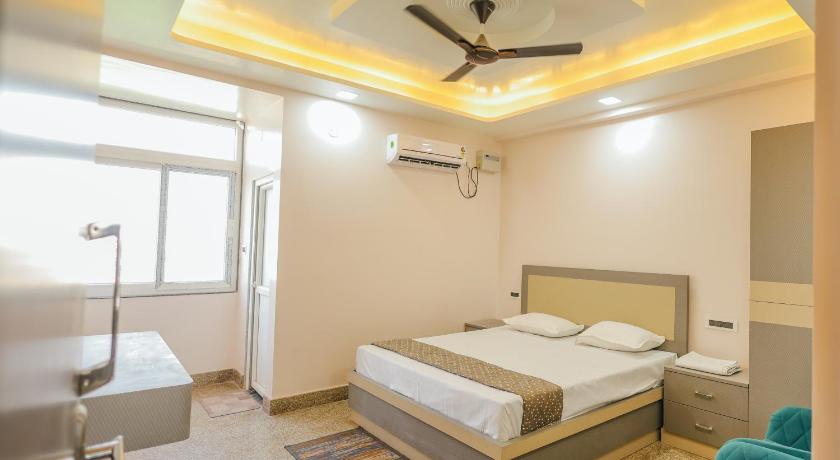 Regal Palace Hotel & Banquet - image 10