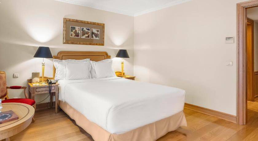 รูปของห้องมาตรฐานเตียงใหญ่ (Standard Double Room) 6