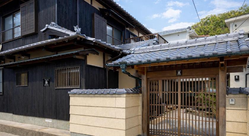 Villa Fuu 福-島のとびら The Island Gate- フェリー岩屋港徒歩3分上質な古民家一棟貸