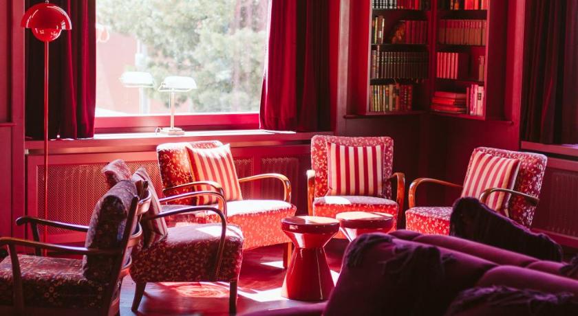 Boutique Hotel Engadinerhof - A Home for Generations