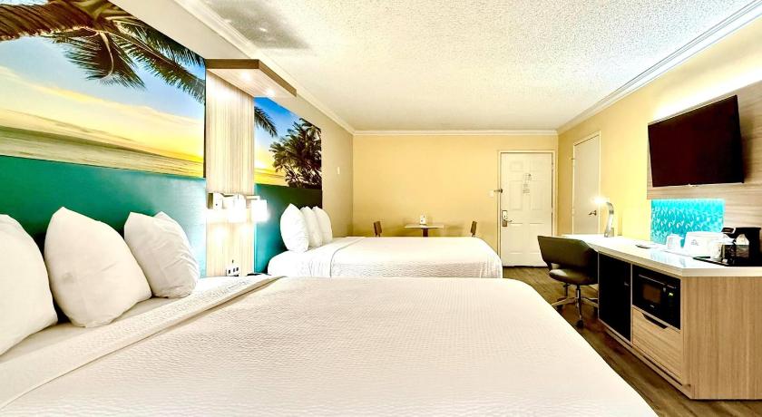 Image of 2 Double Beds Non-Smoking 1
