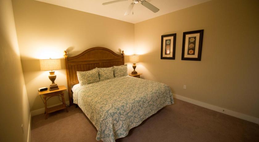 Image of 1 King Bed, Studio Suite, Non-Smoking 7