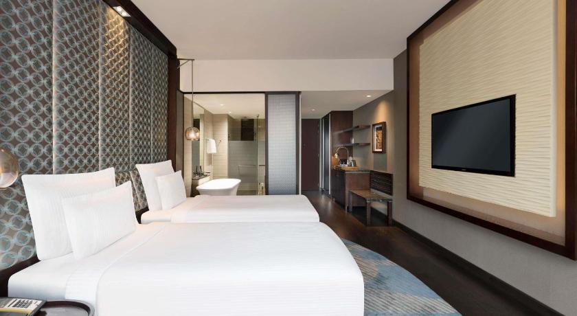Image of Executive Twin Room - Pool Side with 20% discount on food, beverages, spa and laundry | Complimentary one way airport transfer | Lounge access and cocktail hours 1