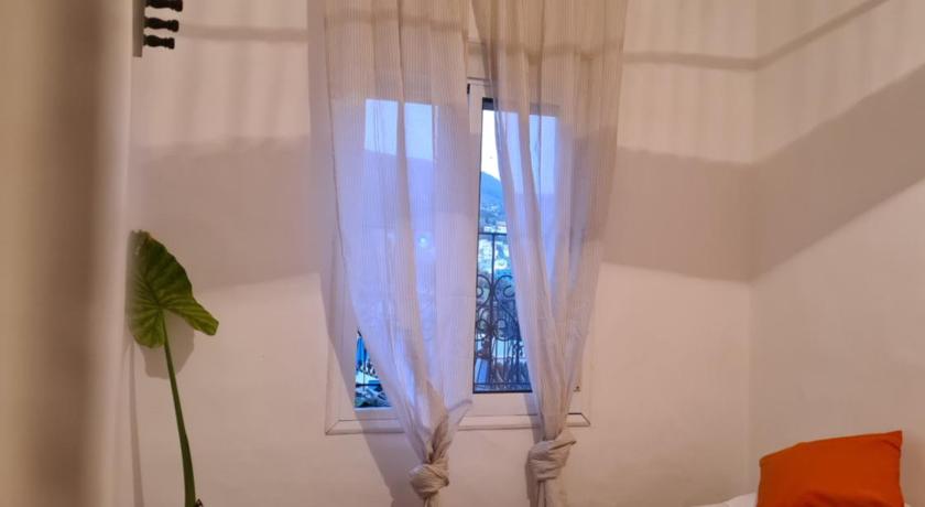 Image of Triple Room with Shared Bathroom 3