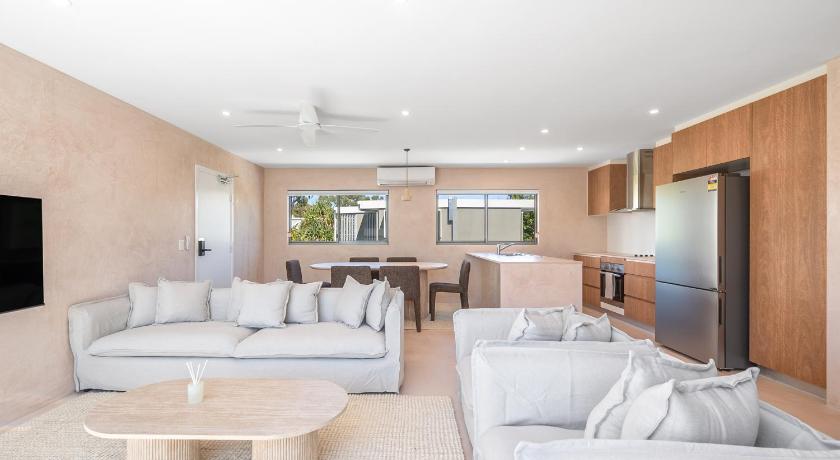 10 Hastings Street Motel