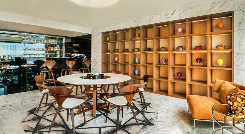 Imatge de One-Bedroom Presidential Penthouse King Suite - Top Floor 10