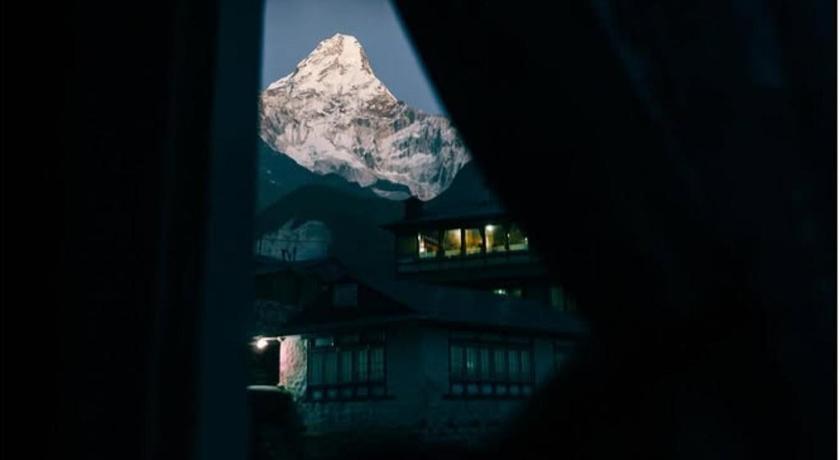Fast food in Everest Region (Nepal) — photo 3