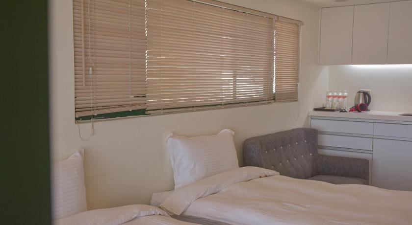 Image of Standard duplex quadruple 12