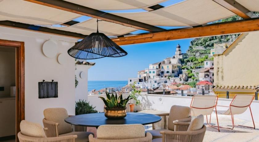 AmalfiRa Luxury Seaview Rooftop