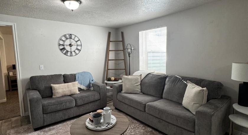 Photo de Cozy Apt in Downtown Logan - Réservation à prix Agoda
