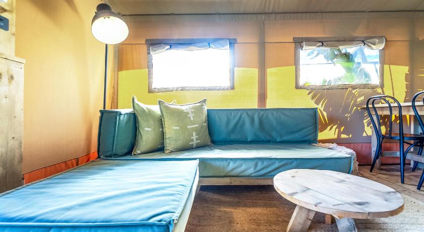 รูปของลักชัวรี่แฟมมิลีเต็นท์ (Luxury Family Tent) 6