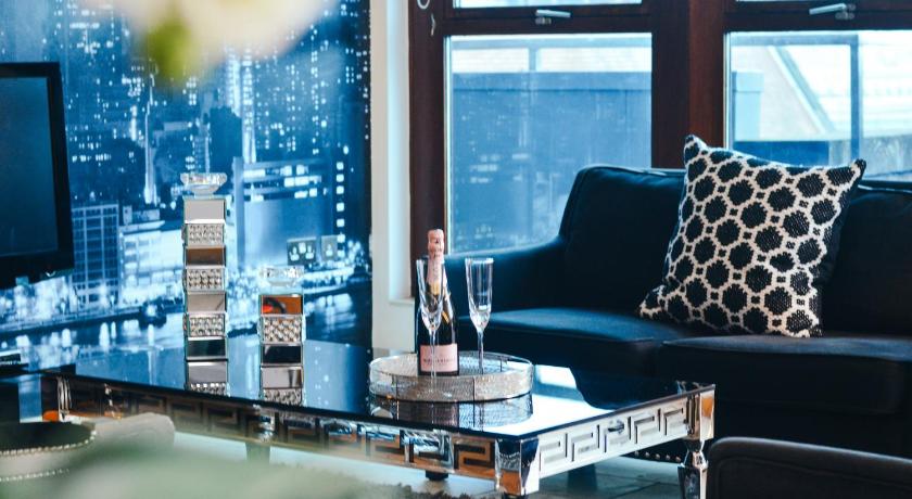 Image of Penthouse Apartment 3