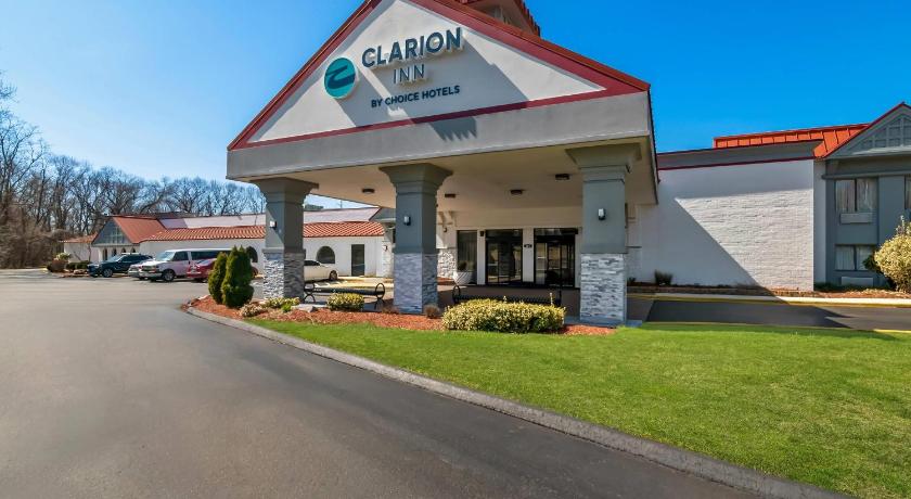 Best Western Plus North Haven Hotel