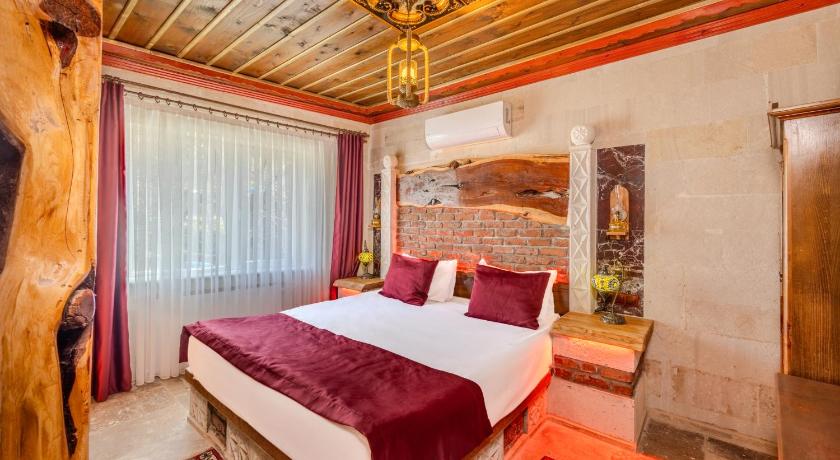Image of Standard Double Room 0