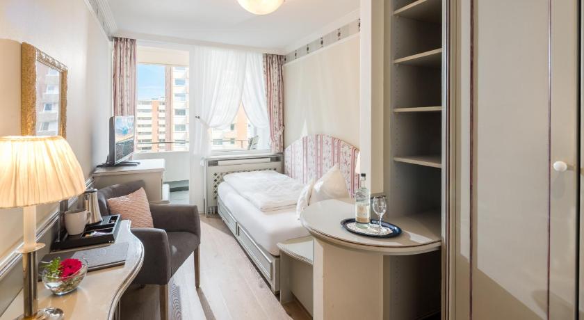 Image of Single Room with Balcony 0
