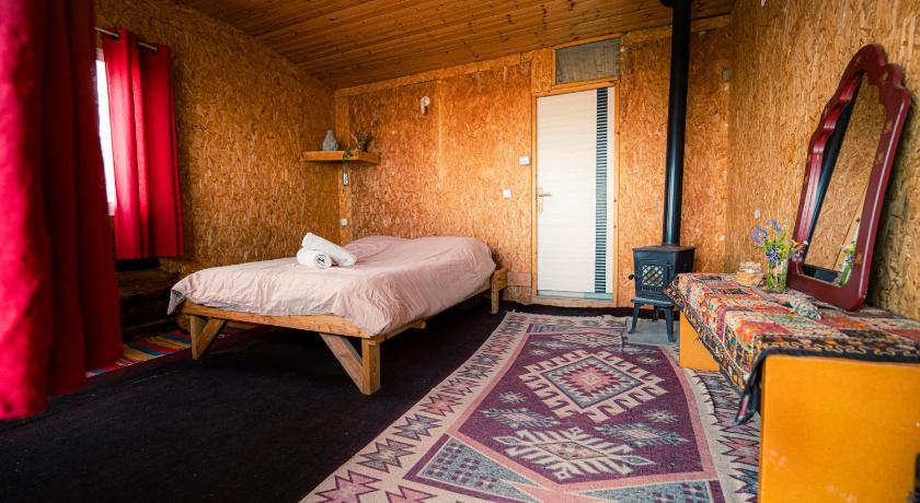 Image of Deluxe Double Room with Side Sea View 1