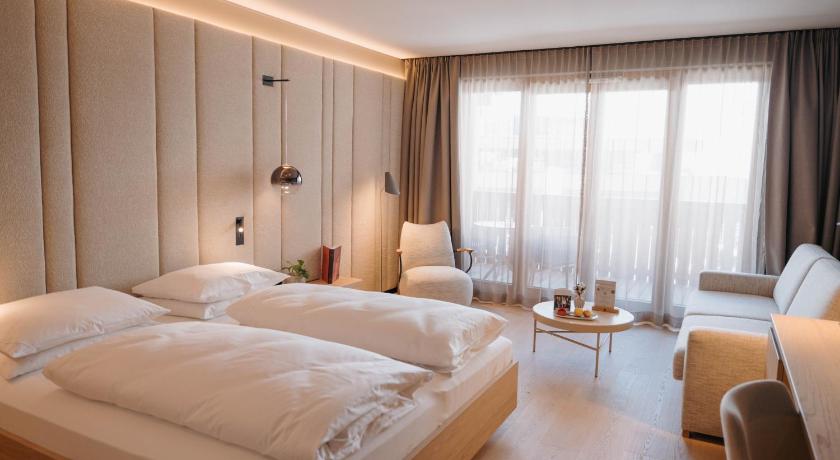 Image of Deluxe Double Room with Balcony 0