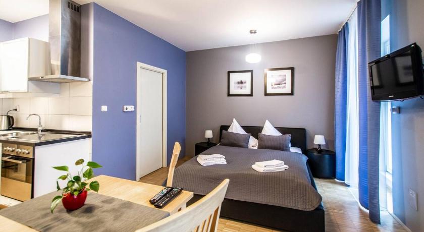 Image of Apartment 3