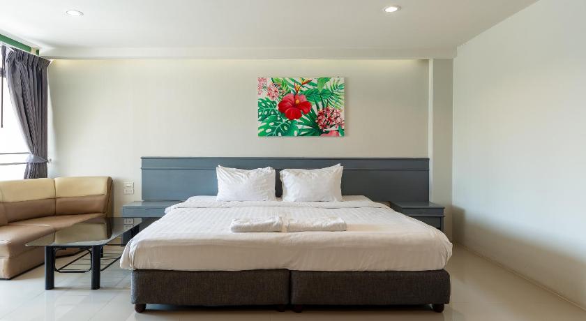 Image of Family Room 5
