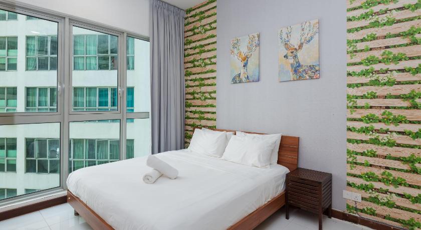 Regalia Residence - image 13