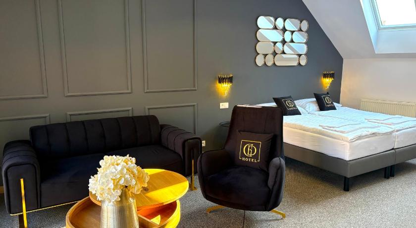 Grand Danube Hotel