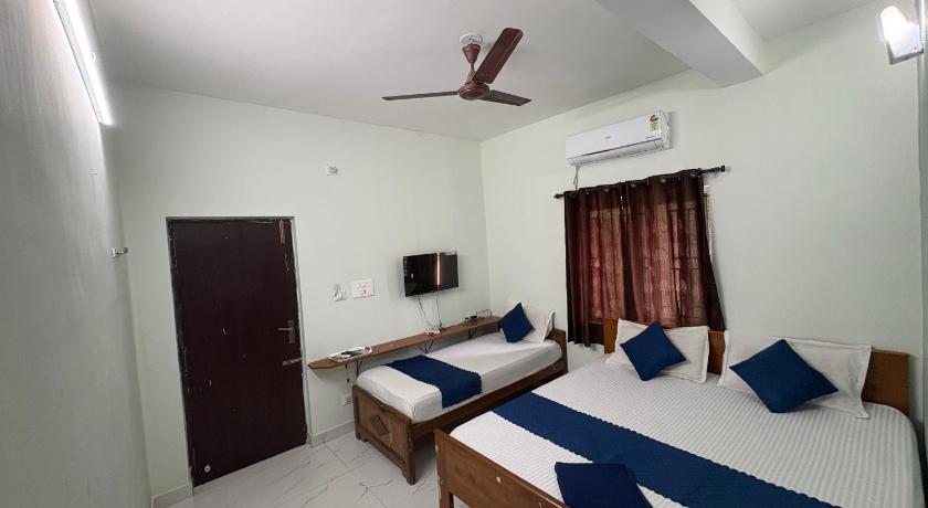 Teja Residency  Near Isha Yoga Foundation - image 11
