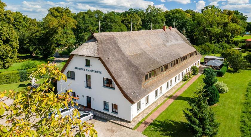 Reetdachhotel - Residenz am Ostufer