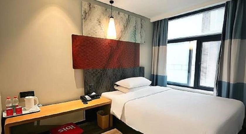 Ibis Chongqing Jiefangbei Pedestrian Street Hotel - image 20