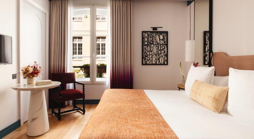 Image of Executive Room 7