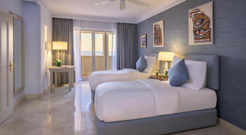 รูปของFour Bedroom Residence with Sea View 1