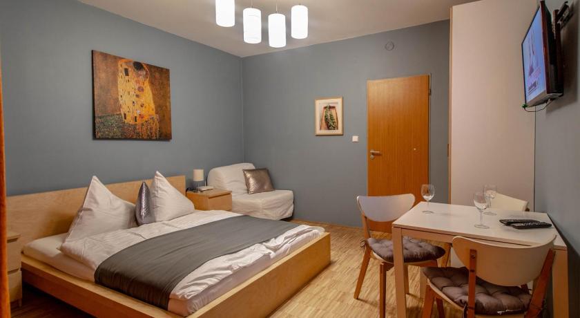 Image of Studio Apartment 0
