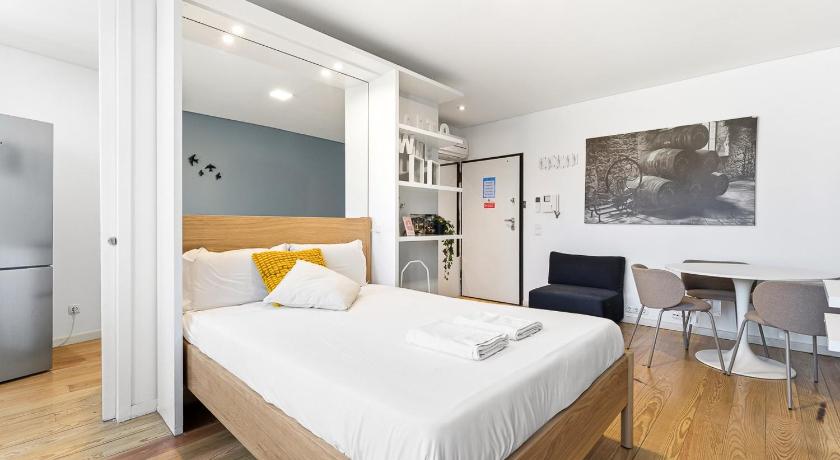 GuestReady - Old City Design Apartments
