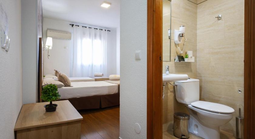Standard szoba 2 külön ággyal (Standard Twin Room) fotója 2