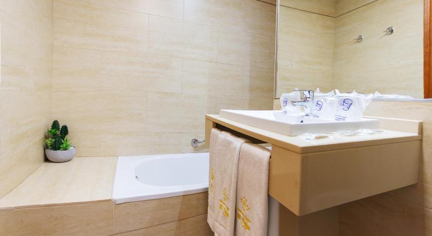Háromágyas szoba (2 felnőtt és 1 gyermek részére) (Triple Room (2 Adults + 1 Child)) fotója 8