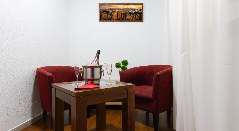 Háromágyas szoba (2 felnőtt és 1 gyermek részére) (Triple Room (2 Adults + 1 Child)) fotója 12