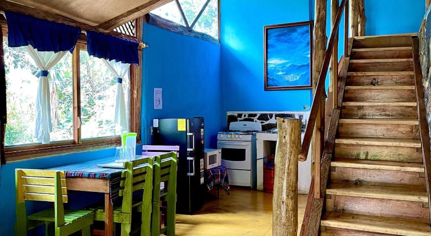 Imagen de Bungalow con vistas al jardín (Bungalow with Garden View) 7