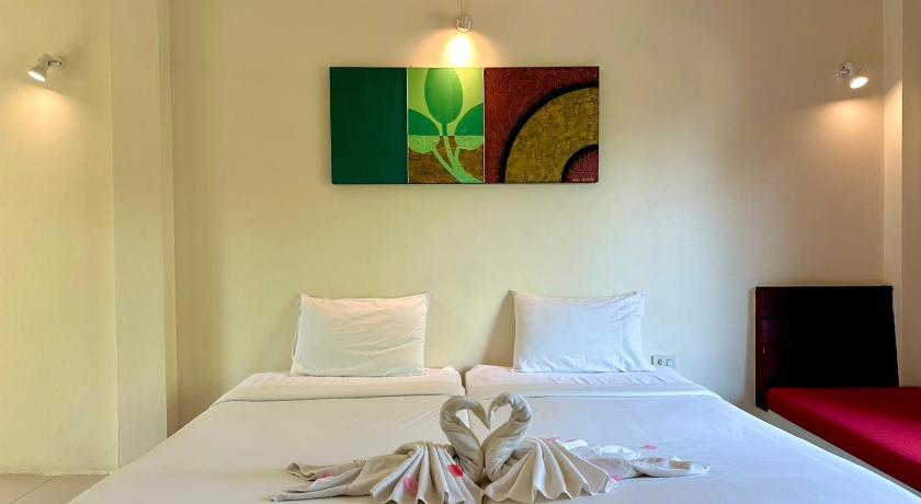 Image of Deluxe Double or Twin Room with Garden View 0