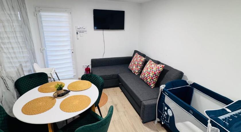 Photo of Fresh Time Apartment - Agoda Discount Booking