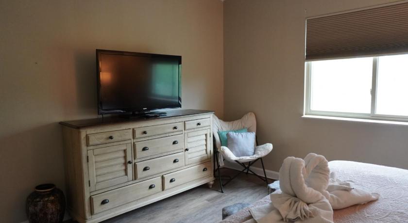 Image of Apartment 23