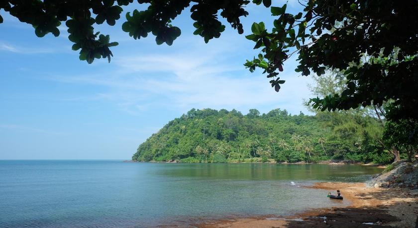 Lomtalay Resort Trat photo