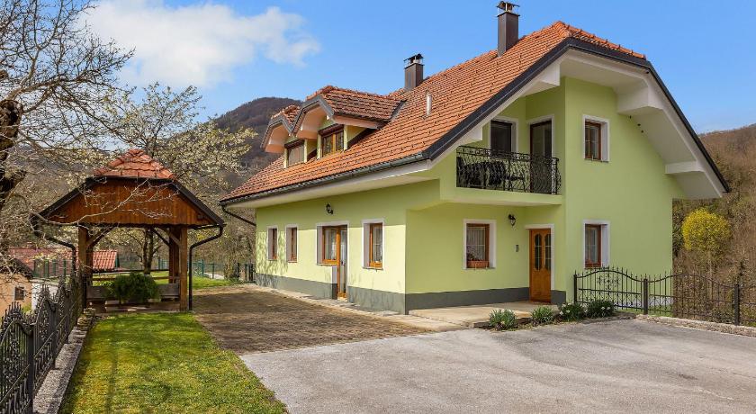 Smajdek Farm Stay near Thermal Spas & Nature Park