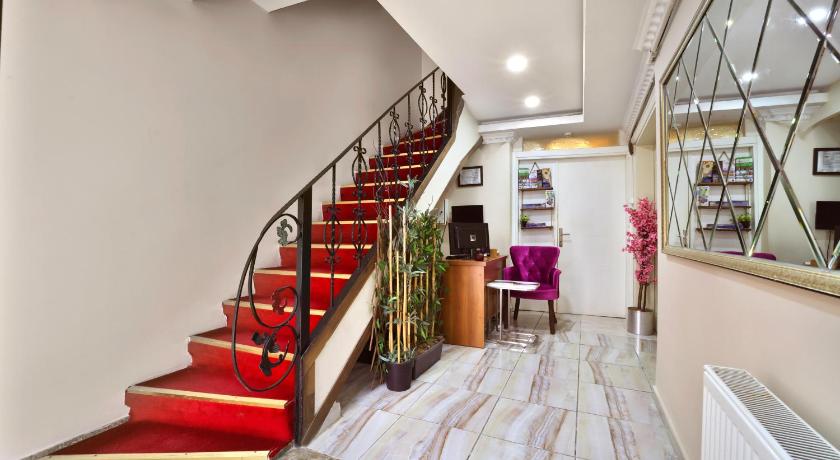 Nar Hotel - image 3